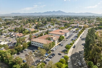 24953 Paseo De Valencia, Laguna Hills, CA - Vue aérienne vue de carte