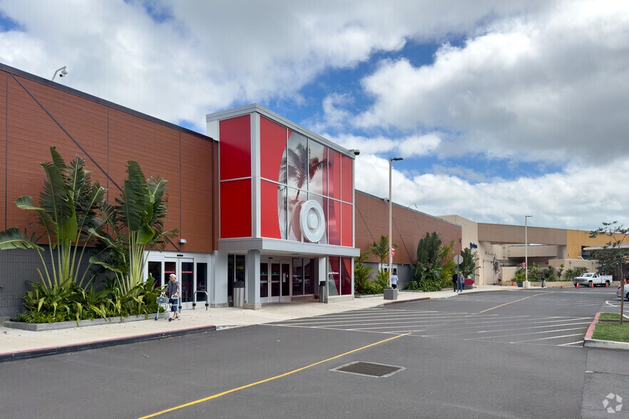 46-056 Kamehameha Hwy, Kāneohe, HI à louer - Photo de l’immeuble – Image 1 sur 6