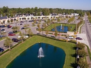 401 N Great Neck Rd, Virginia Beach, VA à louer Photo de l’immeuble– Image 2 sur 14