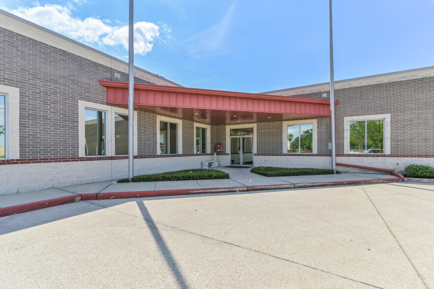 4701 Preston Ave, Pasadena, TX à vendre - Photo de l’immeuble – Image 1 sur 22