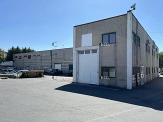 Plus de détails pour Local d'activités à louer