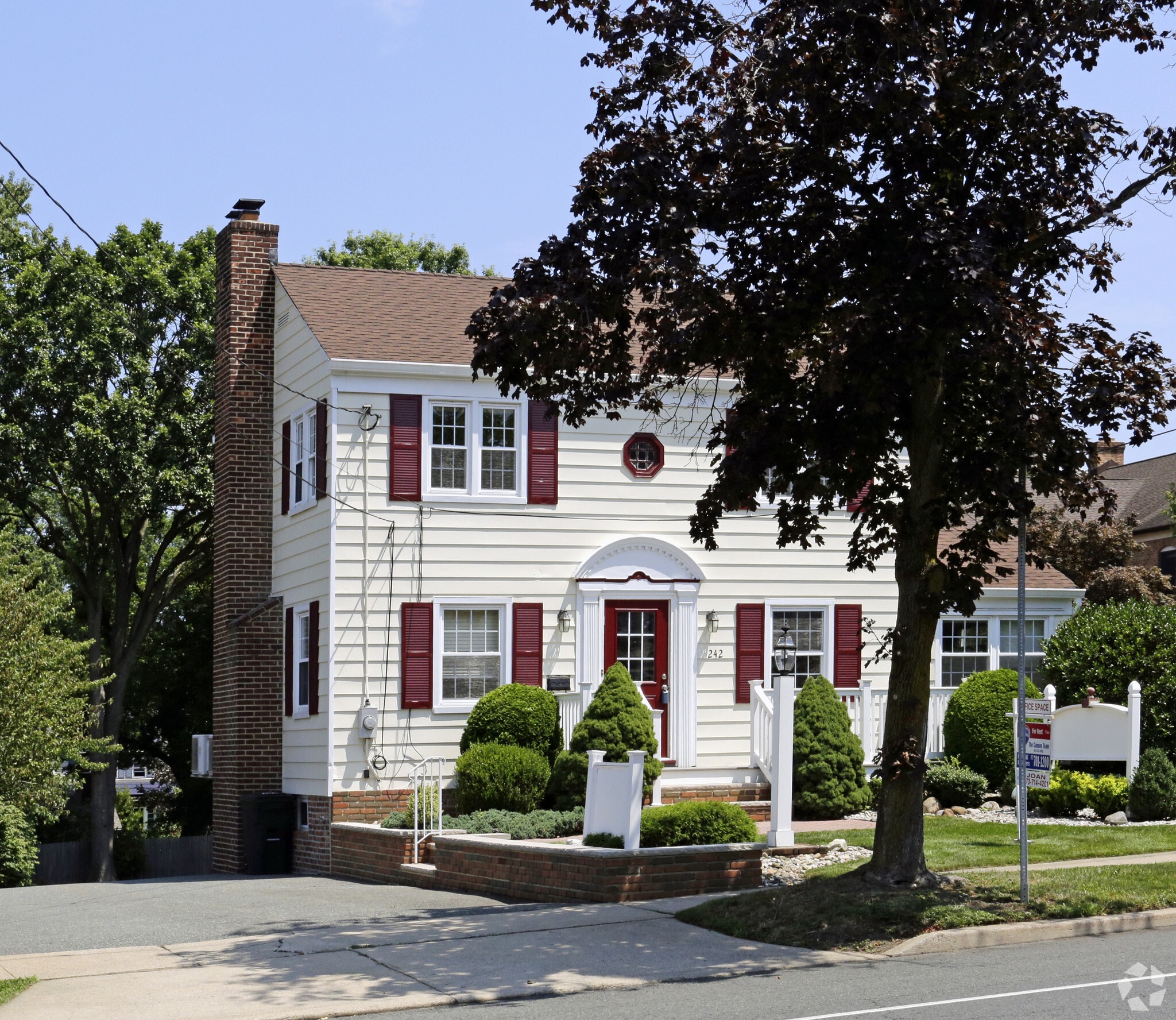 242 Main St, Madison, NJ à louer Photo principale– Image 1 sur 6