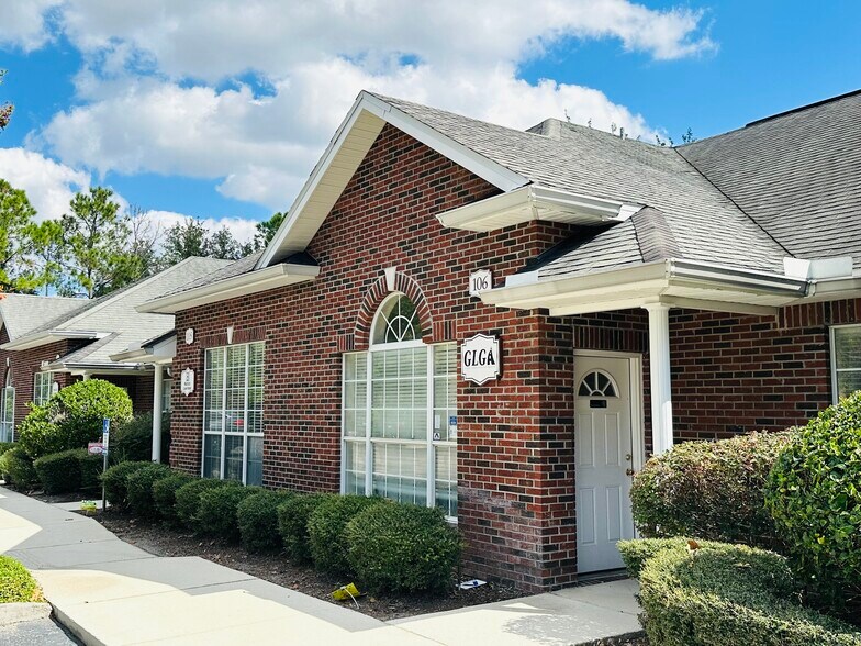 7545 Centurion Pky, Jacksonville, FL à louer - Photo de l’immeuble – Image 1 sur 13