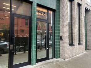 1587 Broadway, Brooklyn, NY à louer Photo intérieure– Image 2 sur 19