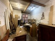 Interior local