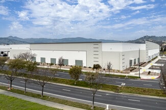 Plus de détails pour 4700 Business Center Dr, Fairfield, CA - Industriel/Logistique à louer