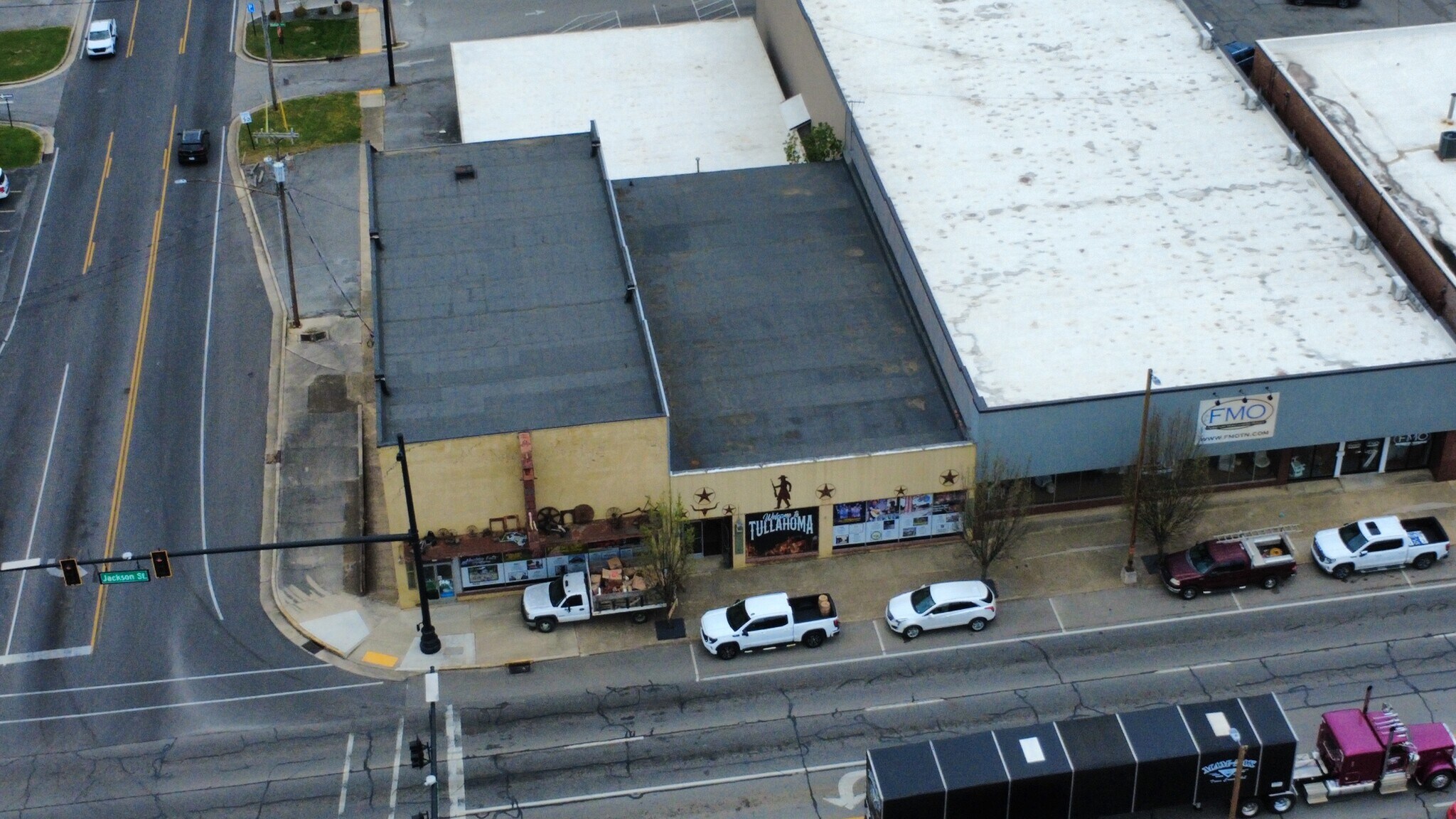 101-103 N Jackson St, Tullahoma, TN à vendre Photo principale– Image 1 sur 7