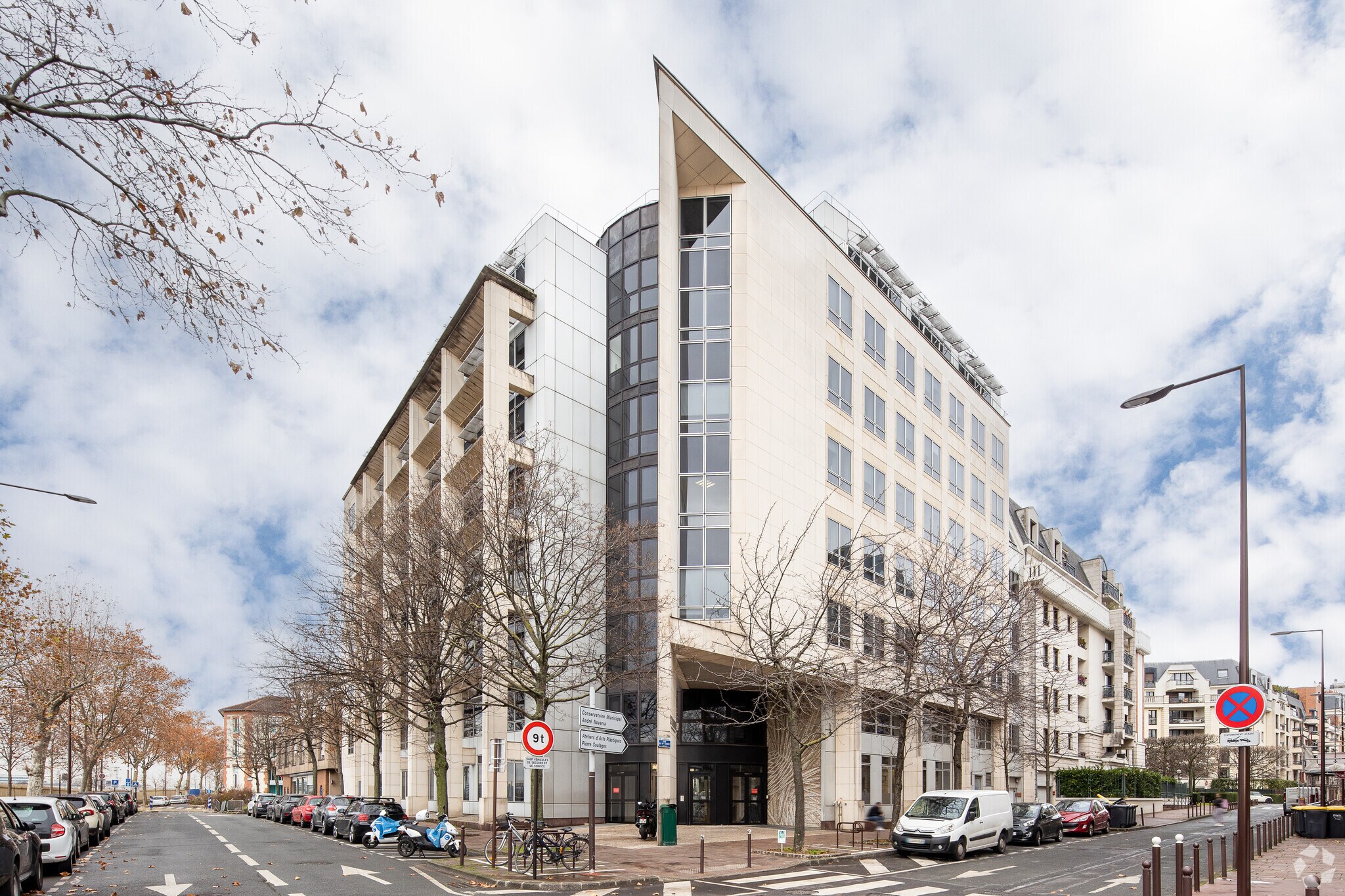 Bureau dans Charenton-le-Pont à louer Photo de l’immeuble– Image 1 sur 6