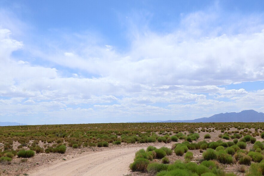 14 (Lot 7 & 8) Ybarra ave, Veguita, NM à vendre - Photo de l’immeuble – Image 3 sur 4