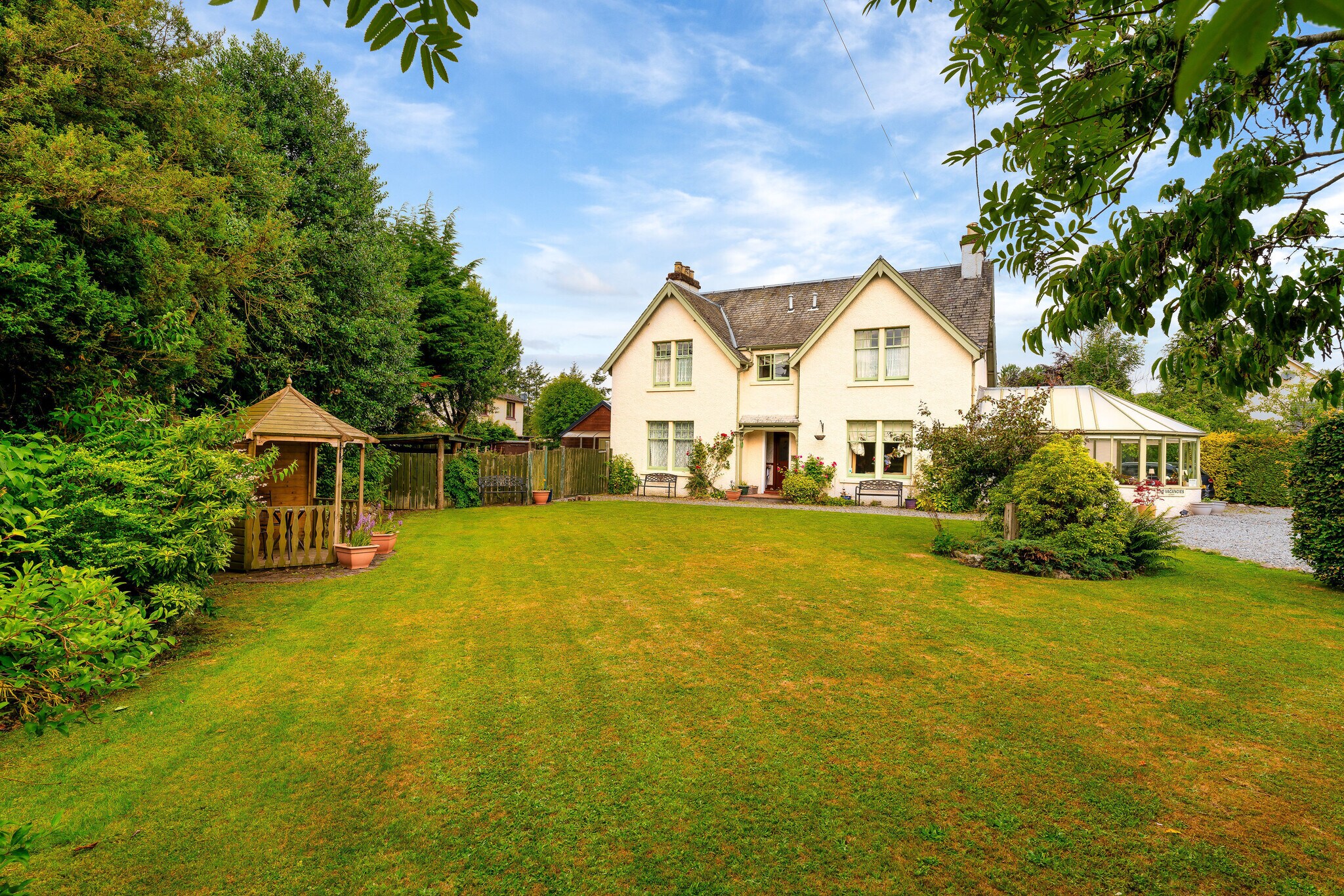 St. Andrews Crescent, Pitlochry à vendre Photo de l’immeuble– Image 1 sur 14