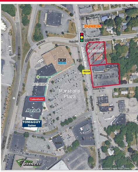 1300 Oaklawn Ave, Cranston, RI à vendre - Photo de l’immeuble – Image 2 sur 2