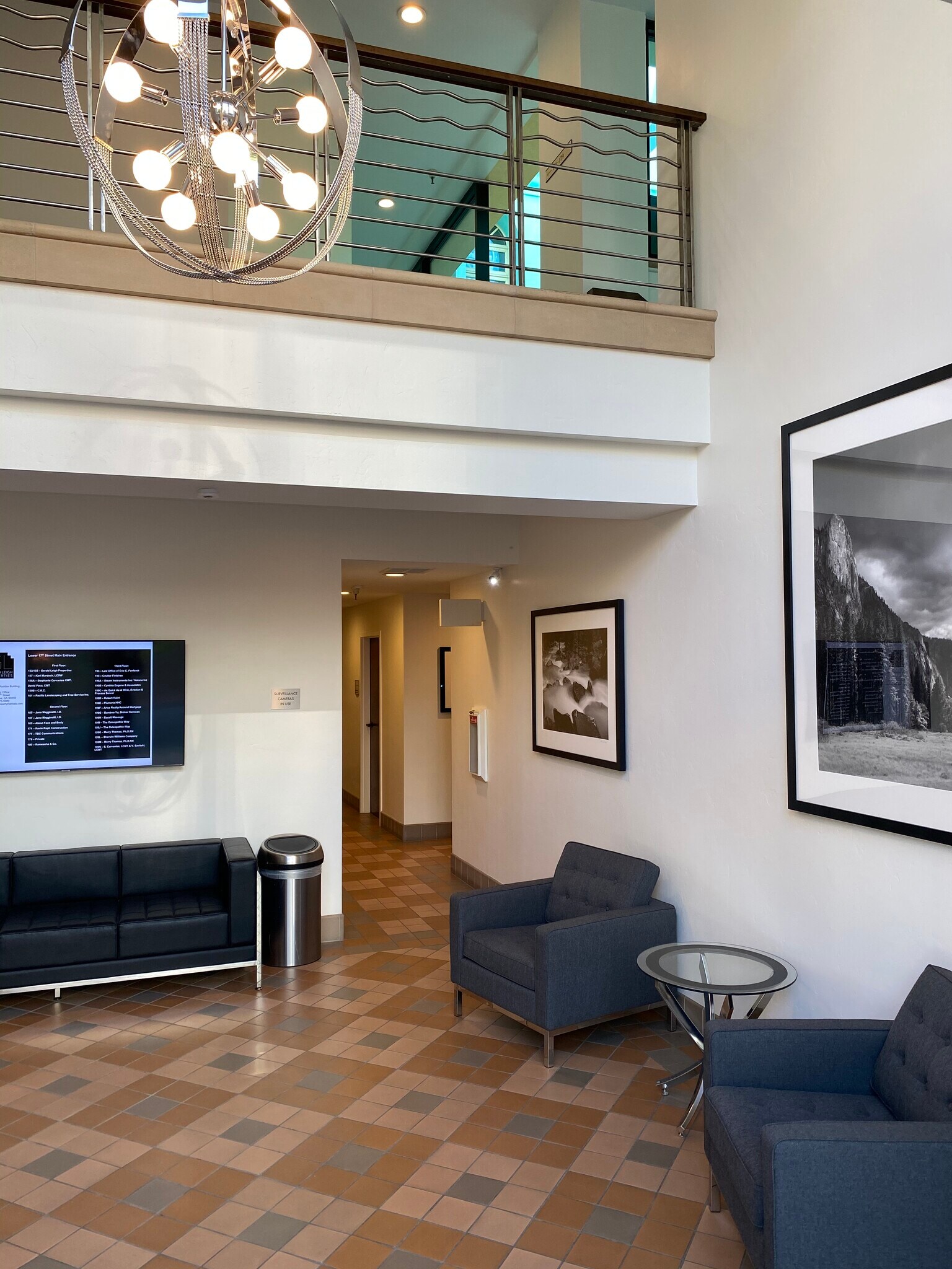 612-618 Lighthouse Ave, Pacific Grove, CA à louer Photo principale– Image 1 sur 6