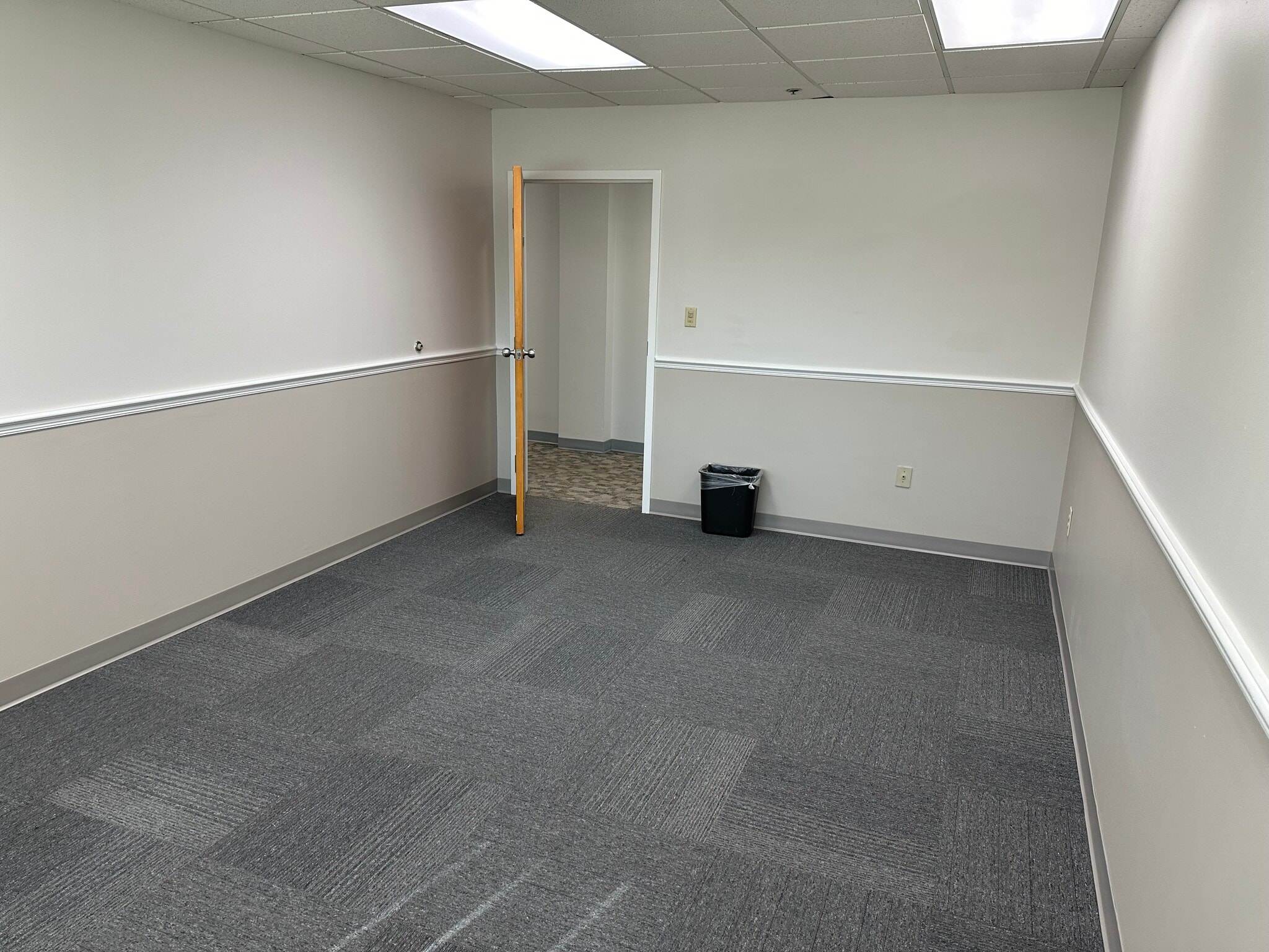 498 Palm Springs Dr, Altamonte Springs, FL à louer Photo intérieure– Image 1 sur 2