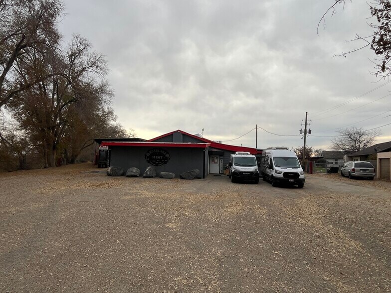 3408 Industrial Rd E, Homedale, ID à vendre - Photo de l’immeuble – Image 3 sur 16