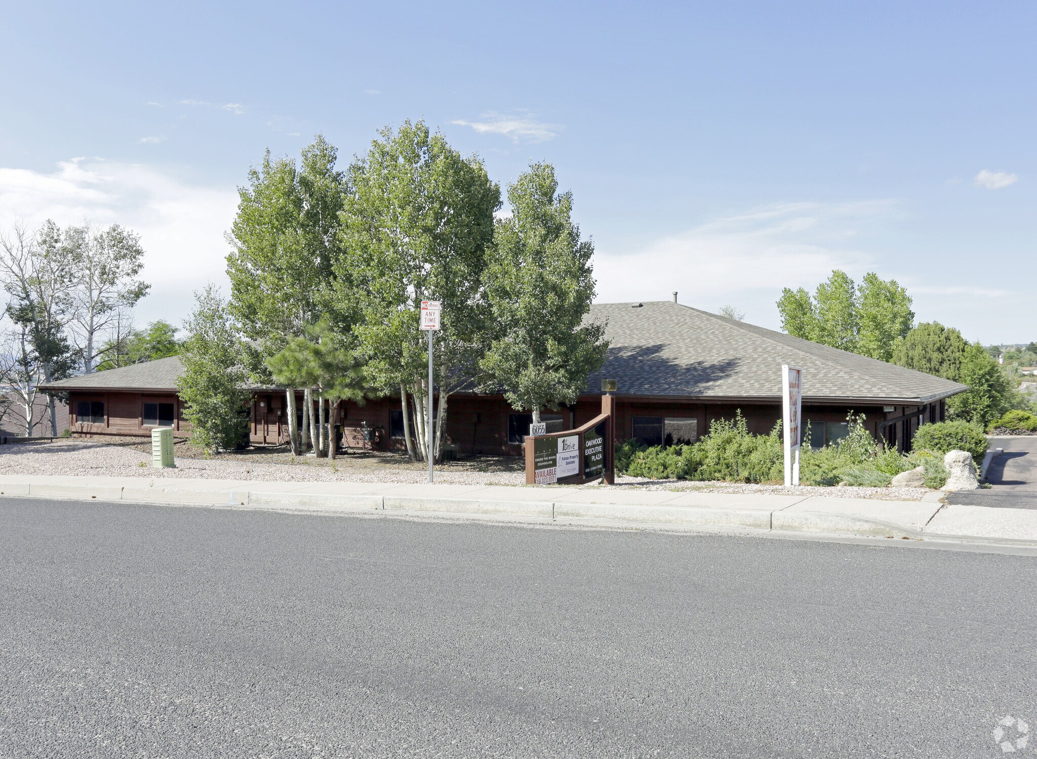 6055 Lehman Dr, Colorado Springs, CO à louer Photo principale– Image 1 sur 9