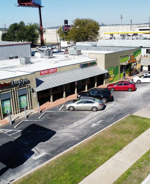 4526 Westgate Blvd, Austin, TX à vendre - Photo de l’immeuble – Image 3 sur 10