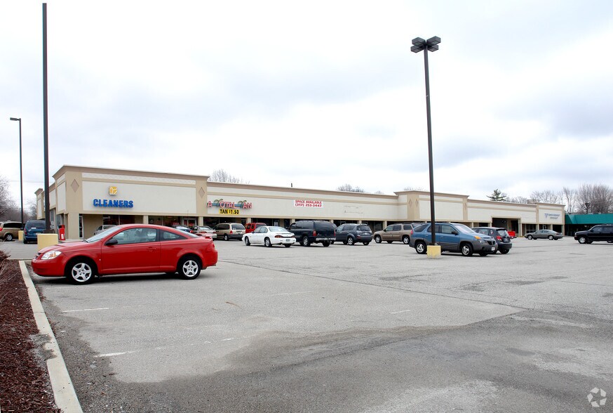 1051-1137 N State St, Greenfield, IN à vendre - Photo principale – Image 1 sur 13