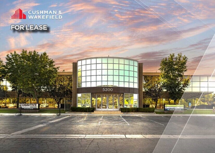 5300 California Ave, Bakersfield, CA à louer - Photo de l’immeuble – Image 1 sur 4