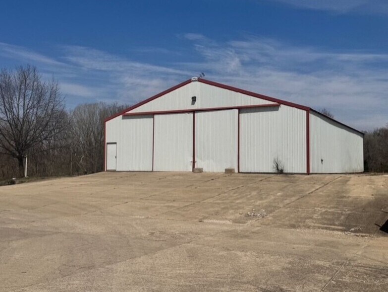 901 US 6 Hwy, Spring Valley, IL à louer - Photo de l’immeuble – Image 2 sur 13