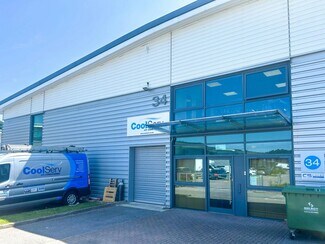 Plus de détails pour Benyon Rd, Silchester - Industriel/Logistique à louer