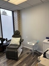 45-47 Orient Way, Rutherford, NJ à louer Photo intérieure– Image 1 sur 4