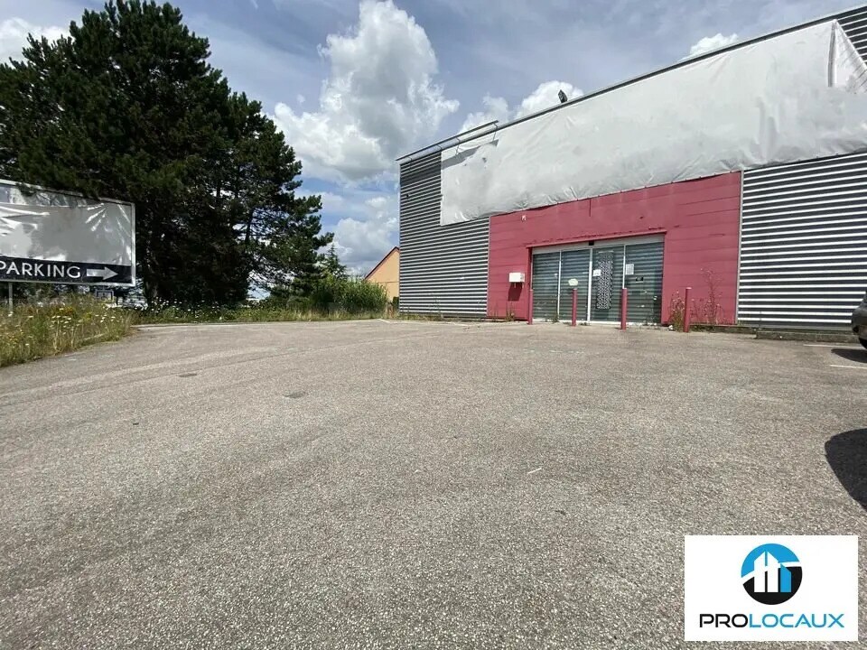 Local commercial dans Barentin à louer Photo principale– Image 1 sur 12