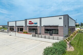 Plus de détails pour 88 Paine Cir SE, Bondurant, IA - Différents types d’espaces à louer