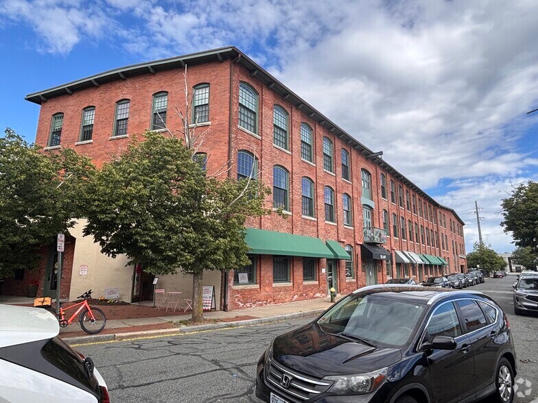 520 S Water St, Providence, RI à vendre - Photo de l’immeuble – Image 1 sur 9