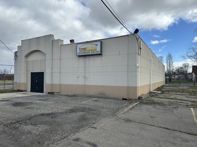 13801 Schoolcraft St, Detroit, MI à vendre Photo principale– Image 1 sur 10