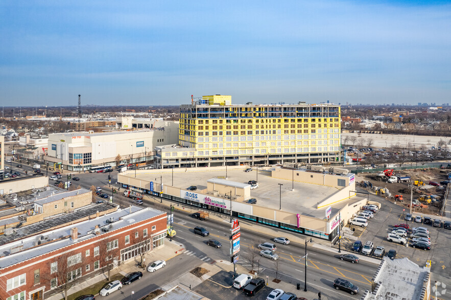 3970-3982 N Milwaukee Ave, Chicago, IL à louer - Aérien – Image 3 sur 4