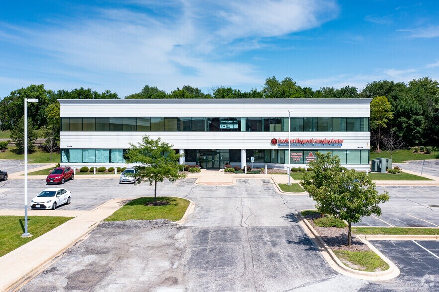 14489 John Humphrey Dr, Orland Park, IL à louer - Photo de l’immeuble – Image 1 sur 6