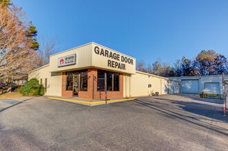 3743 Old Flowery Branch Rd, Oakwood, GA à louer Photo de l’immeuble– Image 2 sur 25