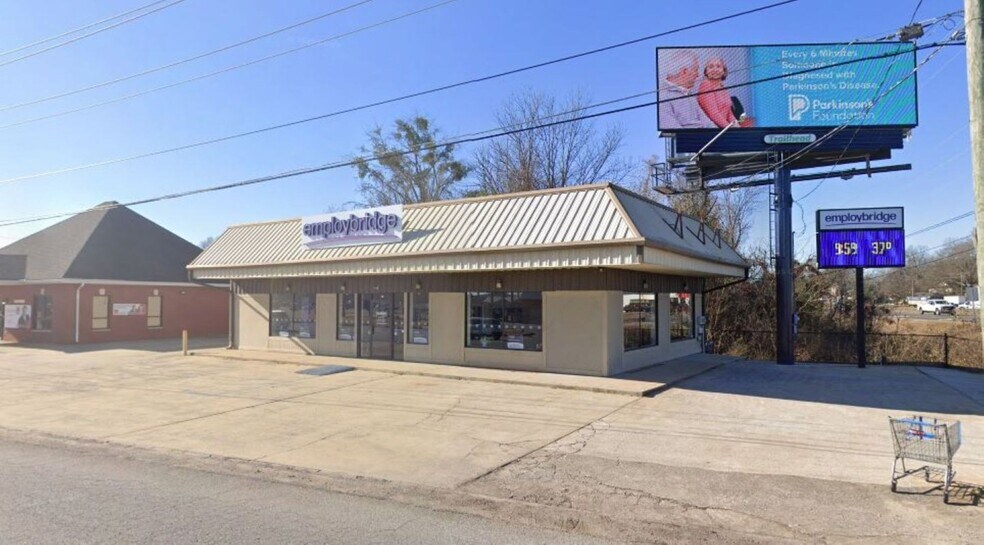 30 Plaza Ln, Oxford, AL à louer - Photo de l’immeuble – Image 1 sur 2