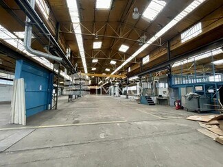 Plus de détails pour Industriel/Logistique à louer