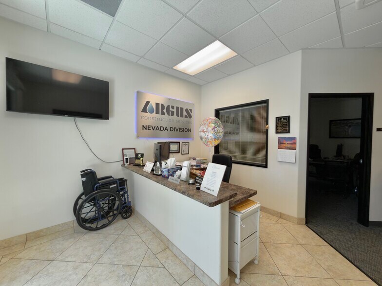 5580 S Fort Apache Rd, Las Vegas, NV à louer - Photo de l’immeuble – Image 2 sur 11