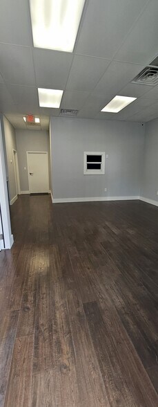 28731 S Cargo Ct, Bonita Springs, FL à louer - Photo intérieure – Image 3 sur 12