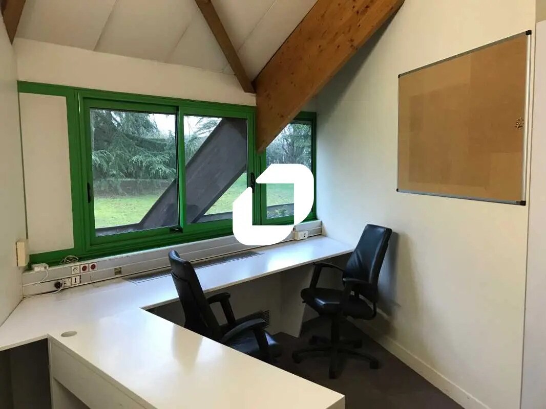 Bureau dans SAINT-OUEN-L'AUMONE à louer Photo de l’immeuble– Image 1 sur 7