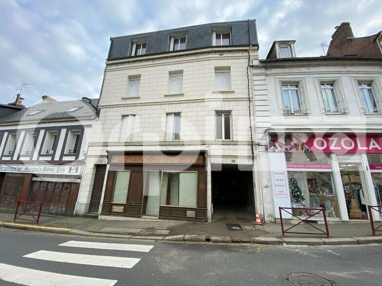 Local commercial dans Bolbec à louer - Photo de l’immeuble – Image 2 sur 12