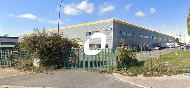 Plus de détails pour Industriel/Logistique à louer