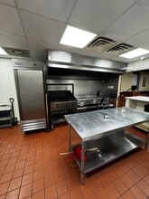 6300 W 79th St, Burbank, IL à louer Photo intérieure– Image 1 sur 10