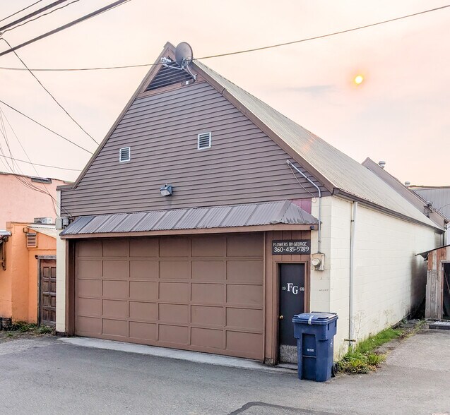 335 N Olympic Ave, Arlington, WA à louer - Photo de l’immeuble – Image 3 sur 5