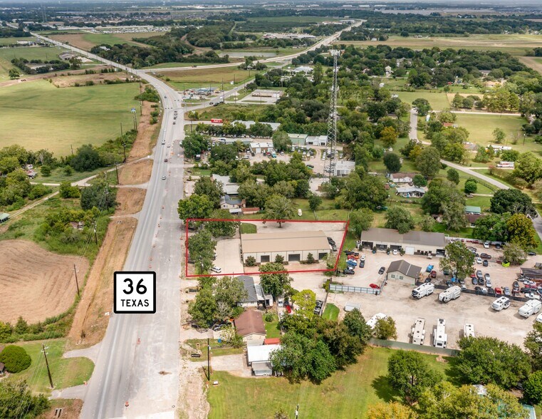 6927 Highway 36 S, Rosenberg, TX à louer - Aérien – Image 1 sur 48