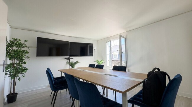 Plus de détails pour Bureau à louer