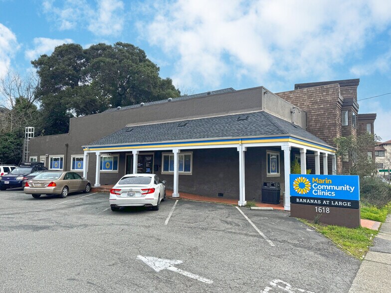 1618 2nd St, San Rafael, CA à louer - Photo de l’immeuble – Image 1 sur 2