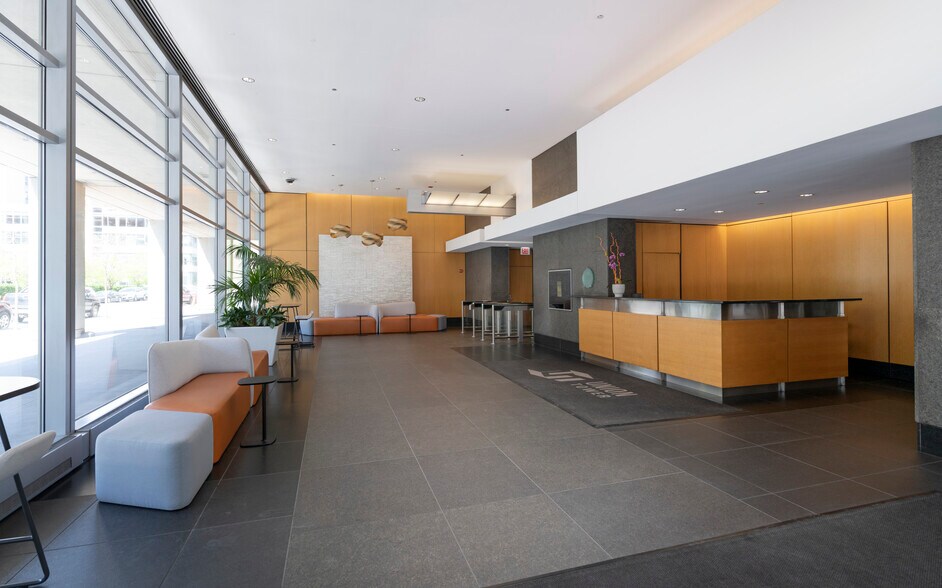 550 W Van Buren St, Chicago, IL à louer - Hall d’entrée – Image 2 sur 12