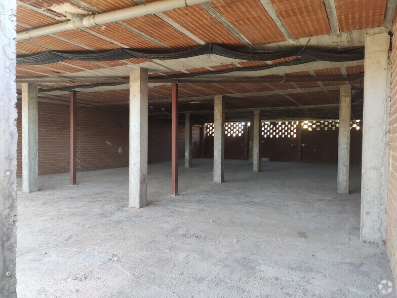Immeuble residentiel dans Quintanar de la Orden, Toledo à vendre - Photo intérieure – Image 1 sur 1