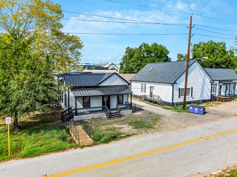 106 Spring School Rd, Spring, TX à vendre - Photo de l’immeuble – Image 2 sur 28