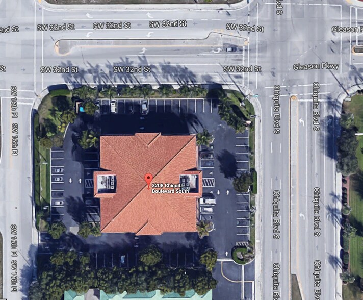 3208 Chiquita Blvd S, Cape Coral, FL à louer - Photo de l’immeuble – Image 2 sur 7