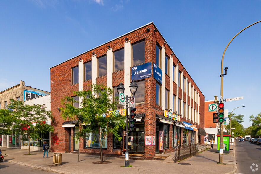 1695 Av Du Mont-Royal E, Montréal, QC à vendre - Photo principale – Image 1 sur 12