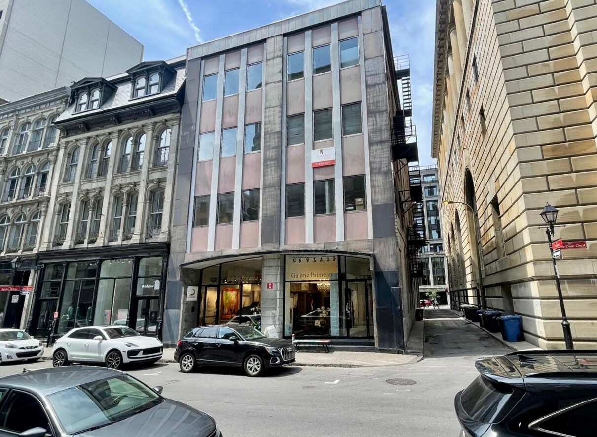 381-383 Rue Notre-Dame O, Montréal, QC à louer Photo de l’immeuble– Image 1 sur 6